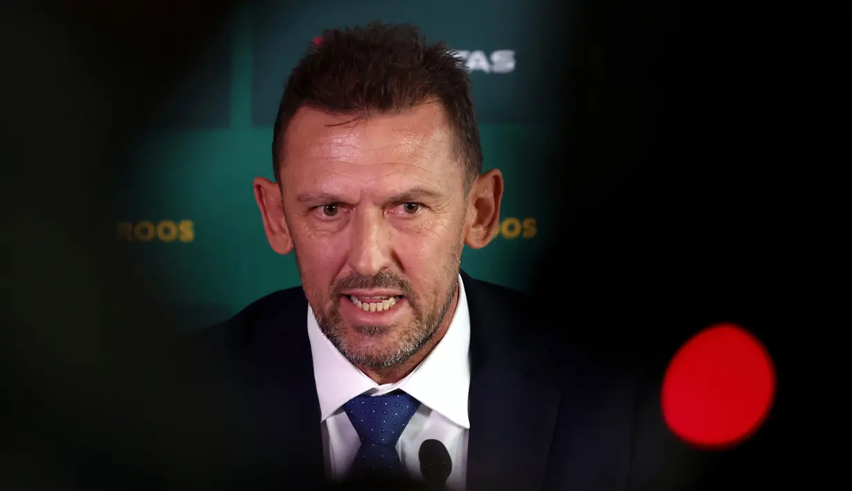 Tony Popovic merupakan mantan bek Crystal Palace. Dalam 11 tahun karier internasionalnya, Tony Popovic bermain 58 kali untuk Australia. (DAVID GRAY/AFP)