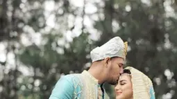 Ammar Zoni dan Irish Bella menikah pada 28 April lalu. yang berarti usia pernikahan mereka baru menginjak satu bulan. (Liputan6.com/IG/_irishbella_)