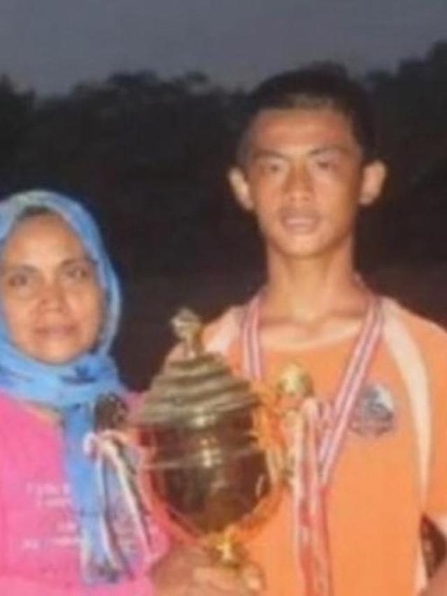 Anak Tukang Sayur Ini Dulu Kesulitan Ekonomi, Kini Sukses dan Jadi Suami Anak DPR