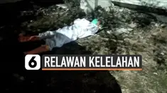 Jumlah warga yang meninggal akibat Covid-19 di Kabupaten Kudus terus bertambah. Setiap harinya relawan mengurus hingga puluhan jenazah di pemakaman.