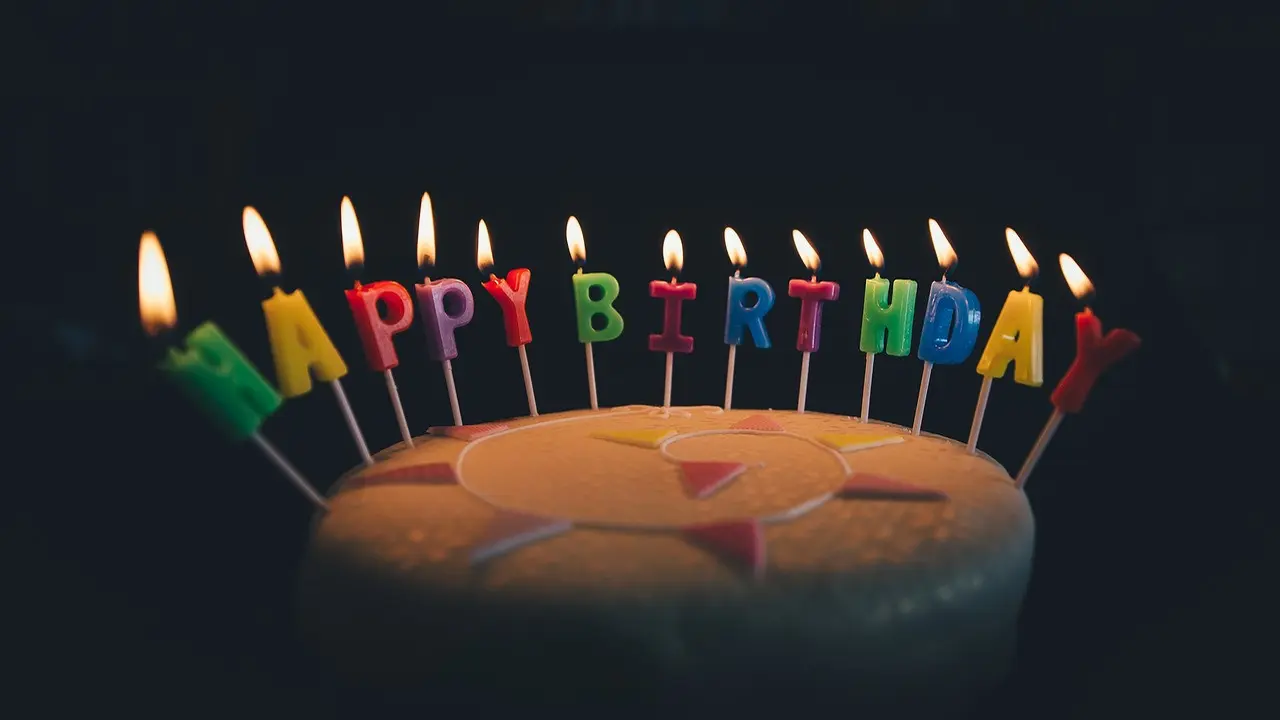 Ilustrasi ulang tahun, sweet seventen