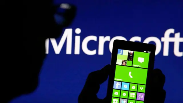 nokia-microsoft-131206b.jpg