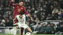 Di babak kedua, AS Roma tampil lebih agresif dan merepotkan barisan pertahanan Tottenham Hotspur. (JUSTIN TALLIS/AFP)