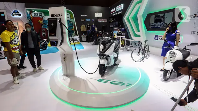 Ragam Sepeda Motor Listrik Tarik Minat Pengunjung IIMS 2023
