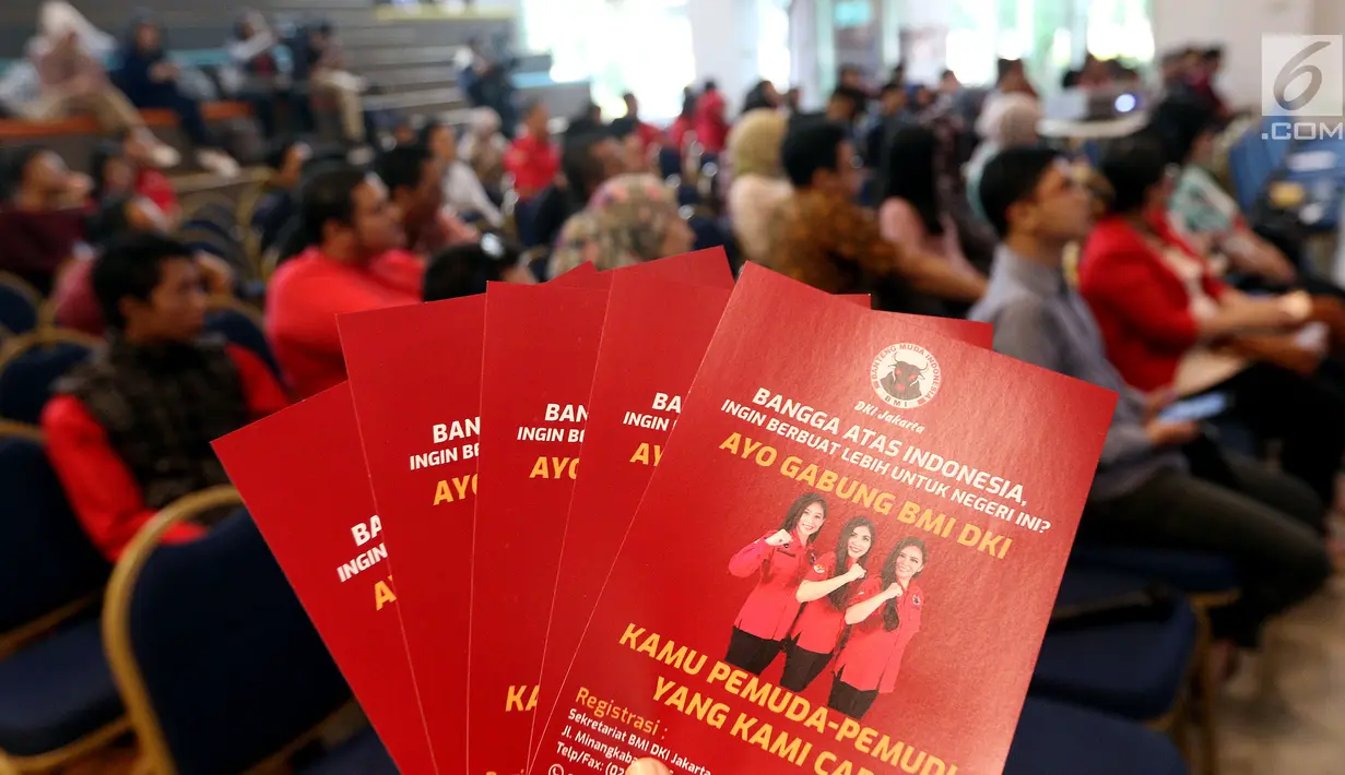Suasana diskusi 'Bisnis Cerdas Millennials di Era Digital' di Jakarta, Sabtu (24/2). Diskusi yang digagas oleh Banteng Muda Indonesia (BMI) ini bertujuan untuk menciptakan wirausaha muda khususnya di bidang Digital. (Liputan6.com/JohanTallo)