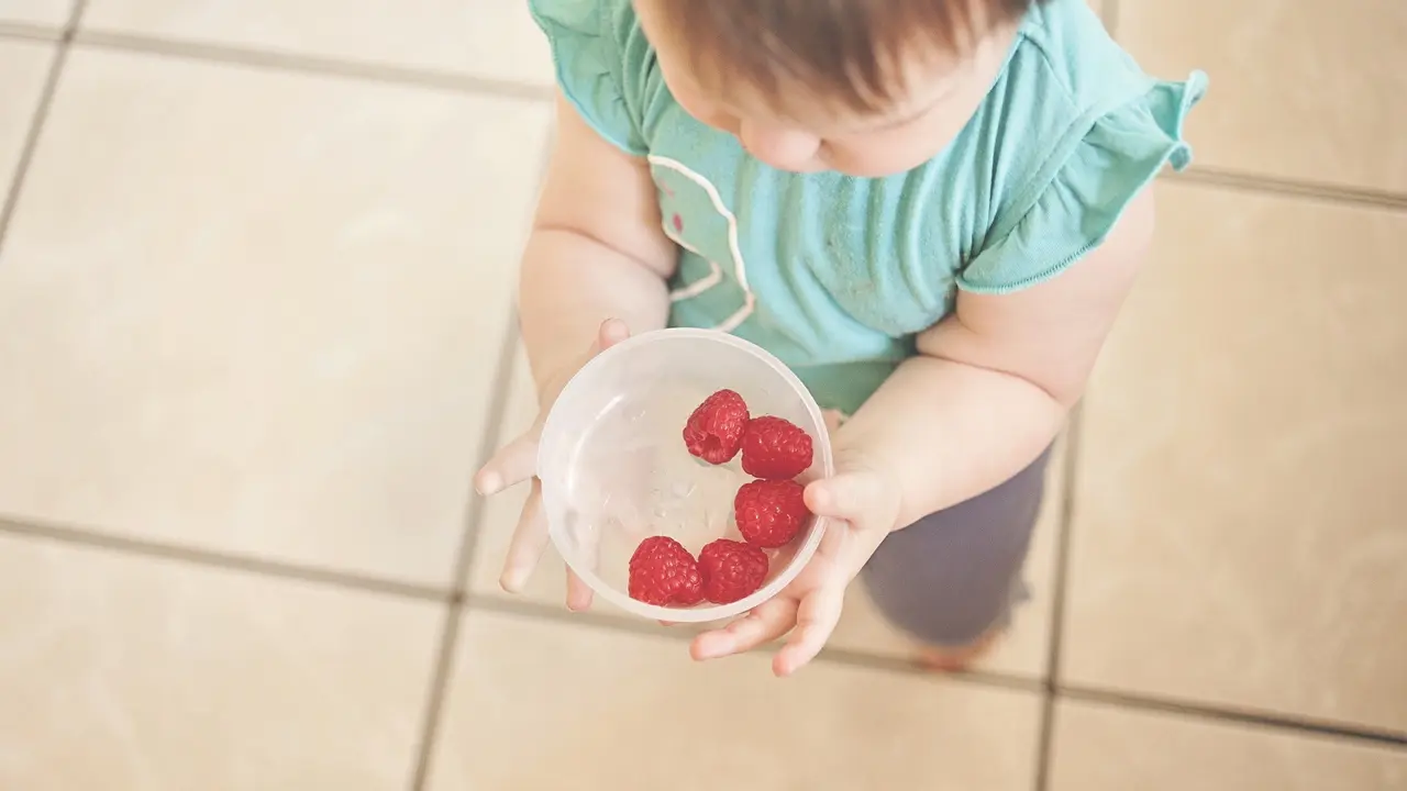 8 Ciri Gangguan Oral Motor yang Bikin Anak Susah Makan