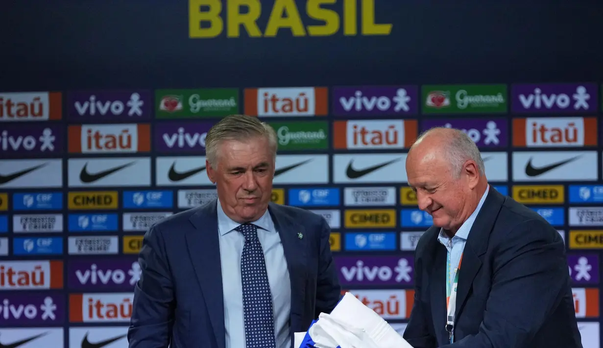 Carlo Ancelotti langsung memimpin timnas Brasil yang akan memainkan laga tandang ke Ekuador pada 6 Juni 2025 dan menjamu Paraguay 11 Juni 2025 mendatang. (AP Photo/Silvia Izquierdo)
