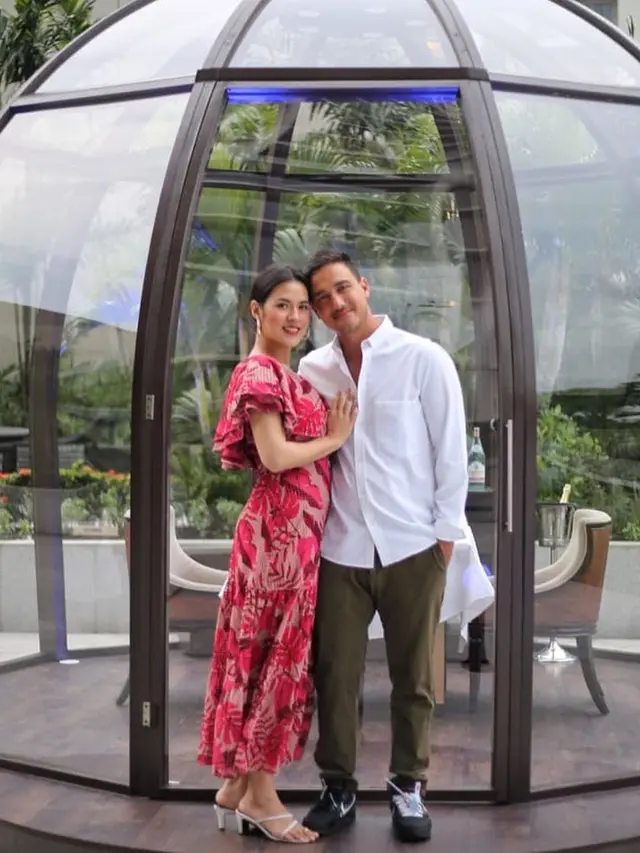 6 Potret Raisa Rayakan Ulang Tahun Hamsih Daud, Makan Malam Romantis