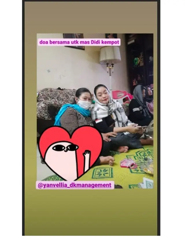 6 Potret Suasana Tahlilan Mendiang Didi Kempot, Penuh Haru