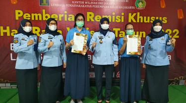 9 Warga Binaan Lapas Perempuan Kelas II A Jakarta Dapat Remisi Waisak
