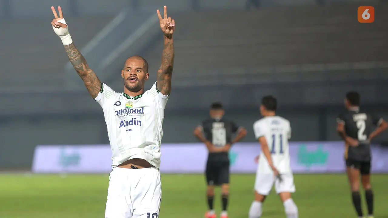 Dewa United vs Persib Bandung - BRI Liga 1 2023/2024
