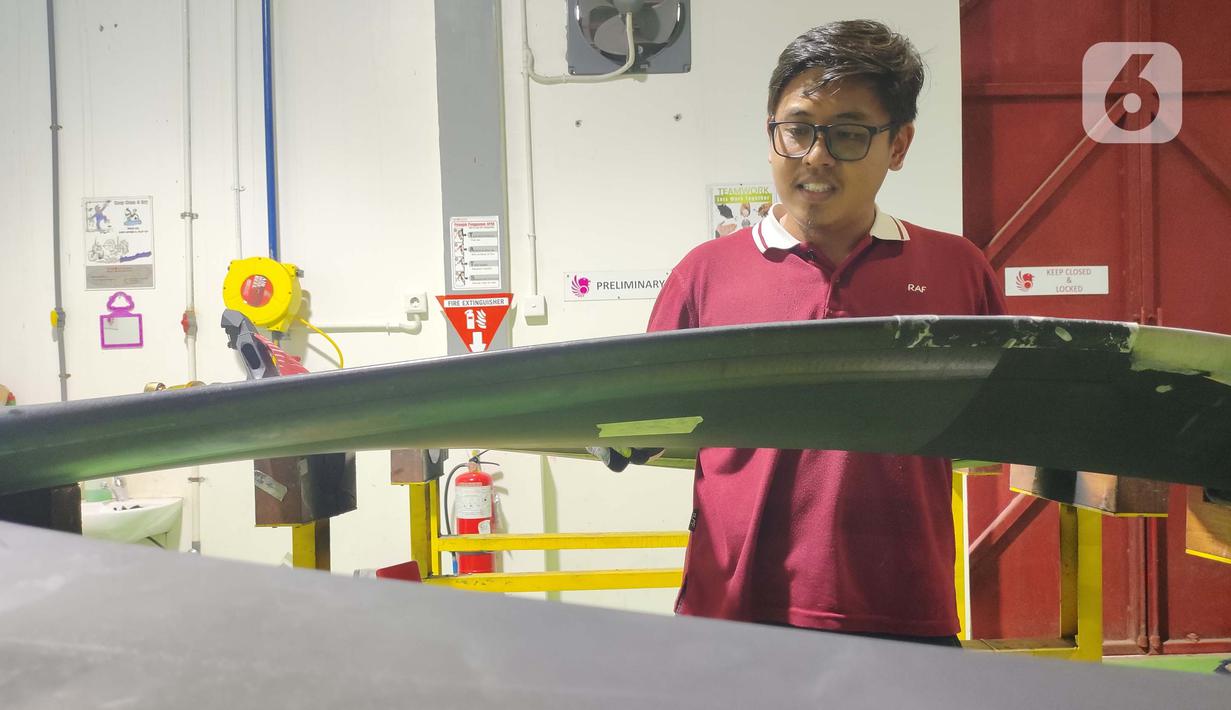 Batam Aero Technic (BAT) merupakan pusat perawatan, pengerjaan dan penanganan perbaikan pesawat udara atau maintenance, repair, overhaul (MRO). (Foto: Liputan6.com)