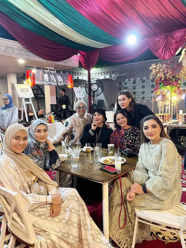 Potret Aaliyah Massaid di ulang tahun Anang (Sumber: Instagram/@meisya__siregar)