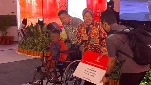 Menteri Sosial (Mensos) Tri Rismaharini