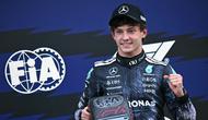 Raihan ini menyempurnakan penampian tim Mercedes AMG Petronas di sesi kualifikasi Formula 1 GP Jepang 2026. Tampak dalam foto, pembalap Mercedes AMG Petronas asal Italia, Kimi Antonelli, berpose dengan penghargaan pole position setelah sesi kualifikasi Formula 1 GP Jepang 2026 di Sirkuit Suzuka, pada Sabtu (28/3/2026). (Philip FONG/AFP)