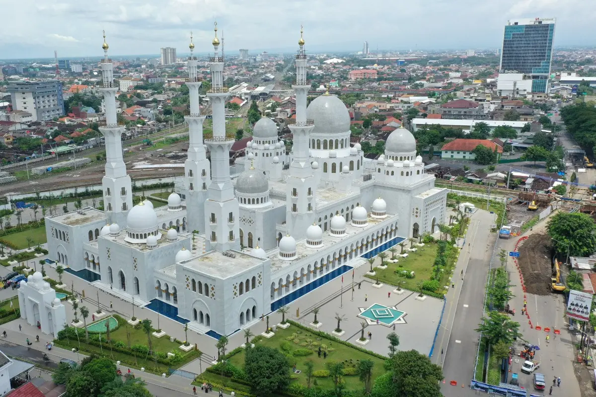 Masjid Sheikh Zayed Solo