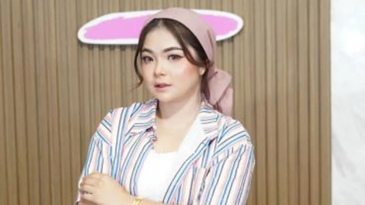 Pengusaha Muda Ce Vells Sukses Pasarkan Vells Beauty Lewat TikTok