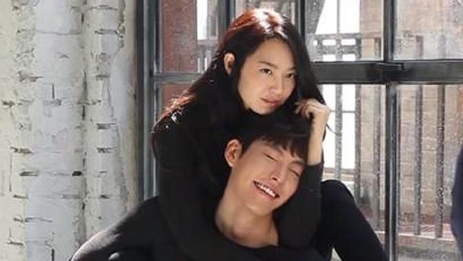 Resmi! Kim Woo Bin & Shin Min Ah Menikah 20 Desember 2025, Satukan Hati Selamanya