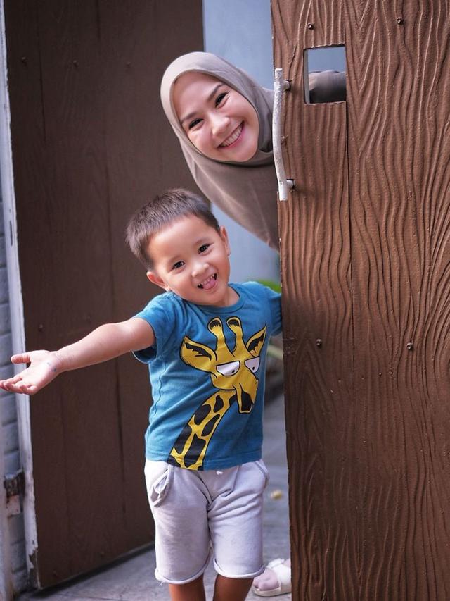 Zaskia Adya Mecca dan Bhai Kaba. (Instagram/ zaskiadyamecca