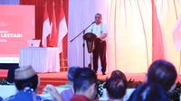 Wamenaker Afriansyah Noor pada acara Peletakan Batu Pertama (Groundbreaking) Pembangunan Pabrik Sepatu PT Sun Bright Lestari di Indramayu, Jawa Barat, Kamis (2/5/2024).