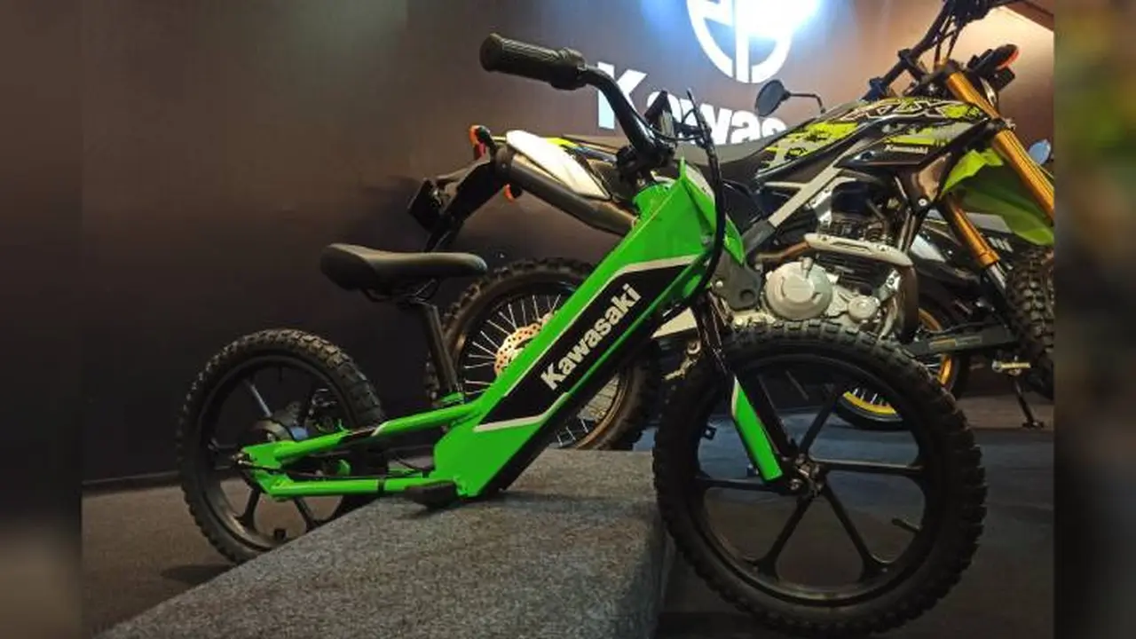 Motor listrik Kawasaki akhirnya meluncur di Indonesia (Fahmi/Liputan6)
