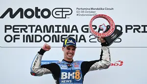 Ikut Euforia Juara FIFA ASEAN Cup, Pembalap Gresini Racing Pakai Jersey Timnas Indonesia di Mandalika