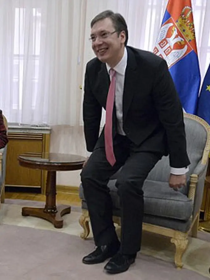 Aleksandar Vucic dan Steven Seagal