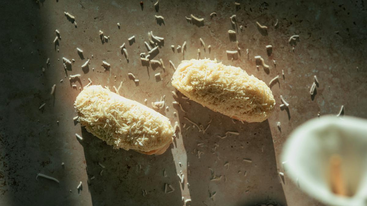 5 Rekomendasi Roti Sisir Jogja Terlezat, Oleh-Oleh Khas yang Wajib Dibawa Pulang