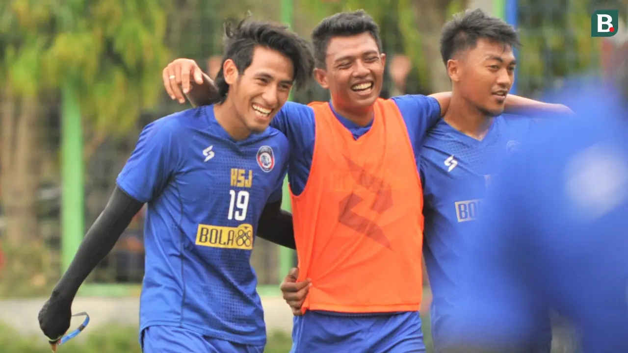 Arema FC, Hanif Sjahbandi, Dedik Setiawan, dan Rizky Dwi