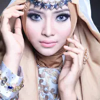 Salah satu jebolan ajang kompetisi D'Academy 1 Fida mendaur ulang lagu Roma Irama berjudul 'Ampunilah' untuk menyambut bulan Ramadan. (Muhammad Altaf Jauhar/Bintang.com)