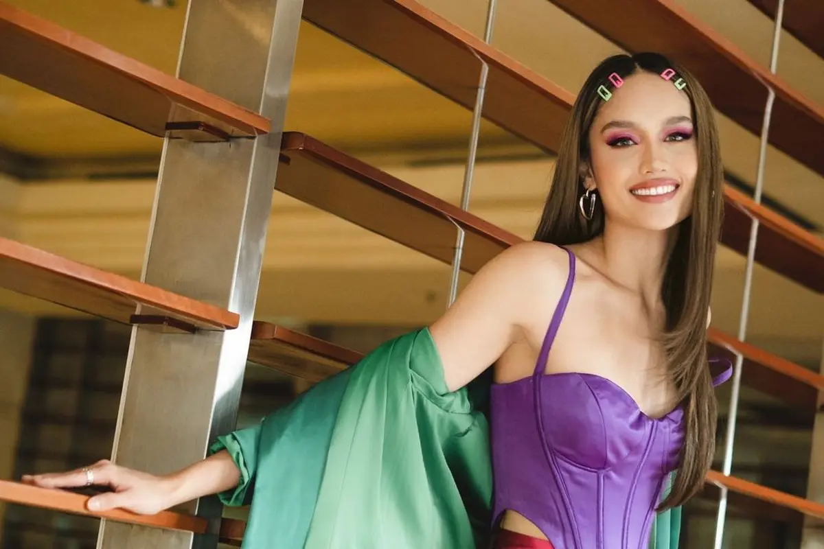 Cinta Laura