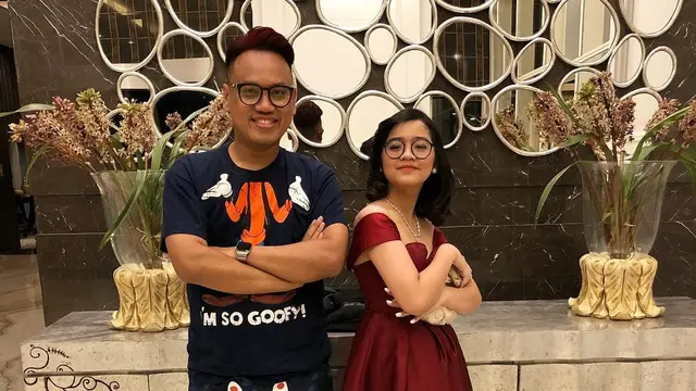 [Bintang] Uya Kuya dan Cinta