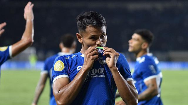 Striker Persib Bandung, Dimas Drajad.