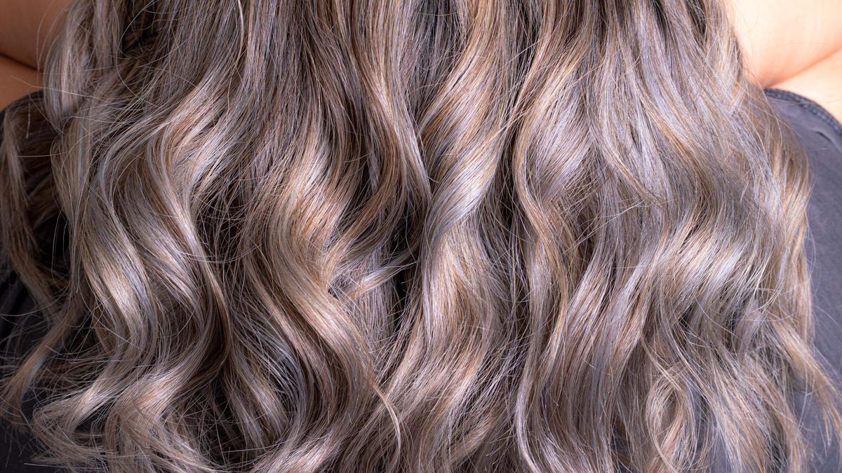 5 Cara Menebalkan Rambut yang Tipis dan Mudah Rontok