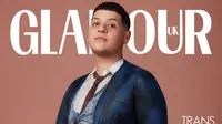 Sampul majalah Glamour UK yang menampilkan pria Transgender hamil, Logan Brown, tuai kontroversi. (dok. Twitter @GlamourMagUK/https://twitter.com/GlamourMagUK/status/1664227176382861314)