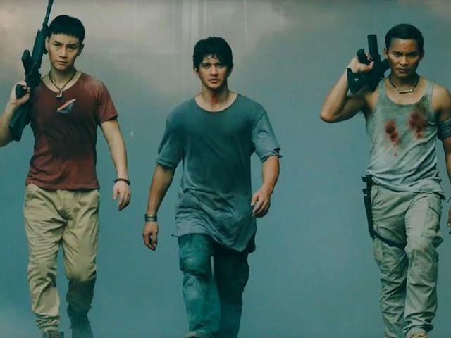 Aksi Iko Uwais Dalam Triple Threat Sudah Tiba Di Bioskop Showbiz Liputan6 Com