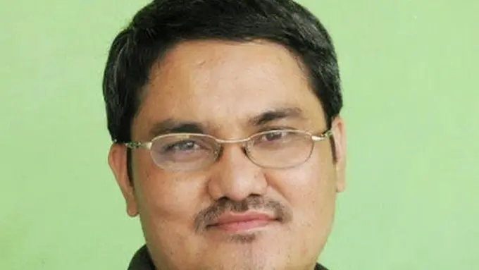 Diajak Kerja Bareng Krishna Murti, Jonru Malah Sibuk Bahas Rokok