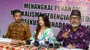 Tsania Marwa, saat menggelar konfrensi pers di kantor Komisi Nasional Perlindungan Anak, kawasan Pasar Rebo, Jakarta Timur, Minggu (10/12/2017). (Adrian Putra/Bintang.com)