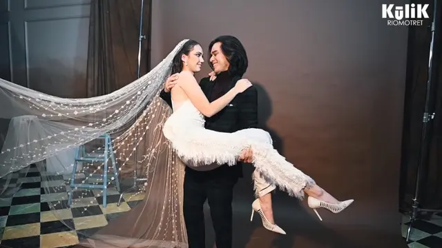 7 Pemotretan Haico Van Der Veken dan Rangga Azof, Bertema Romantik Wedding
