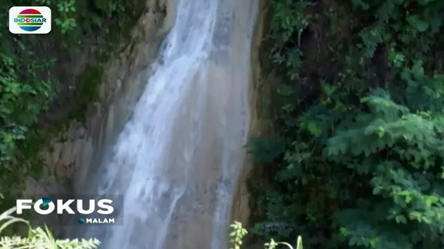 Wisata ekstrem meluncur di kawasan air terjun kini makin di gandrungi para wisatawan di Yogyakarta.