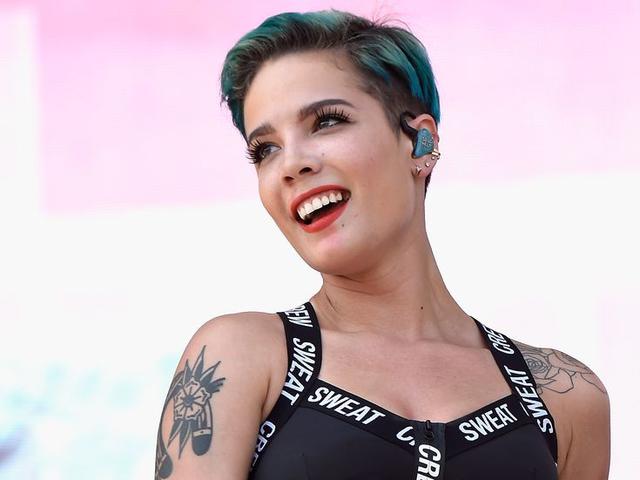 6 Artis Cantik Hollywood Ini Tak Sengaja Pamerkan Miss V Showbiz Liputan6 Com
