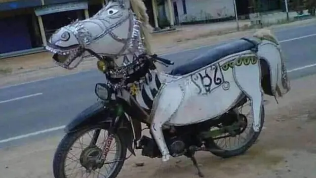 10 Modifikasi Motor Balap Ini Nyeleneh Banget, Pembalap Tepuk Jidat