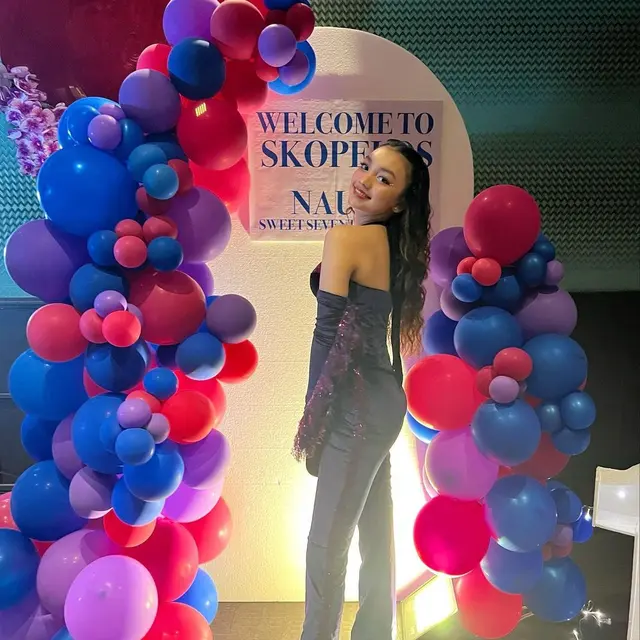 Sweet Sventeen Naura Ayu