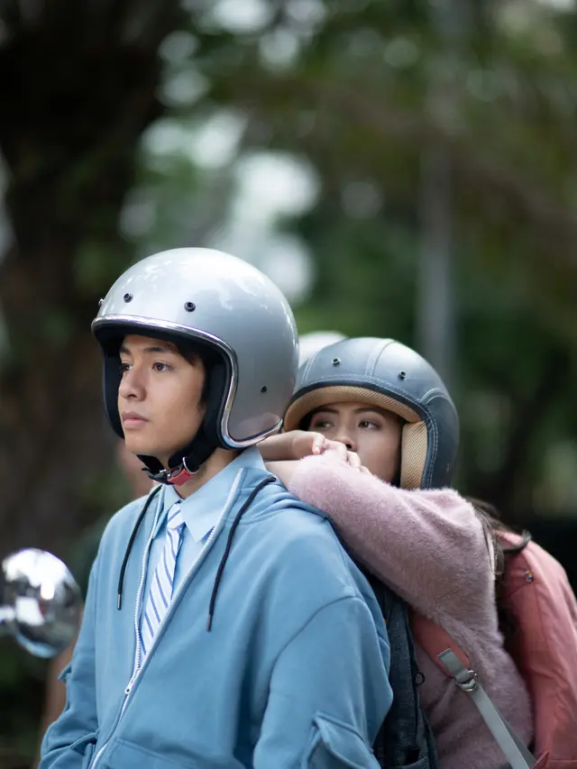 Angga Yunanda dan Adhisty Zara. (Foto: Dok. Falcon Pictures/ Starvision Plus)