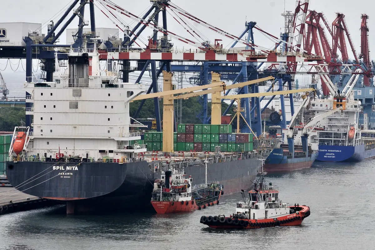 Digitalisasi Pelabuhan dengan Aplikasi VTS dan VMS