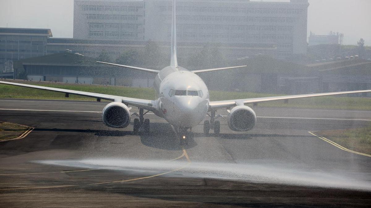 Bandara Husein Sastranegara Bandung Kembali Layani Penerbangan Jet
