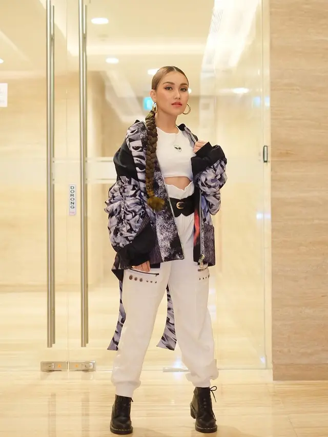 [Fimela] OOTD Ayu Ting Ting