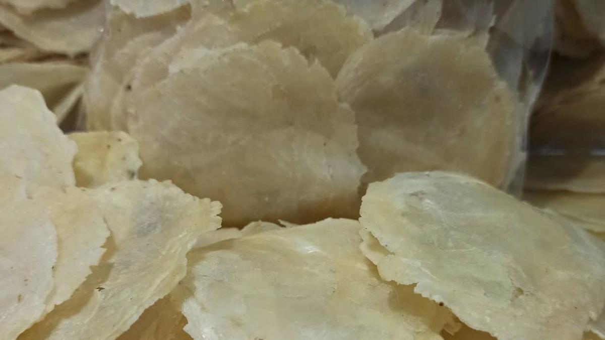 Cara Membuat Emping yang Tipis dan Gurih Ala Rumahan, Hasilnya Dijamin Renyah