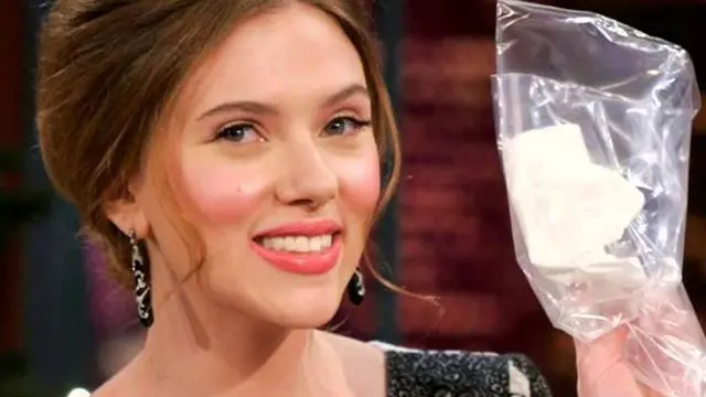 Tisu ingus Scarlett Johansson