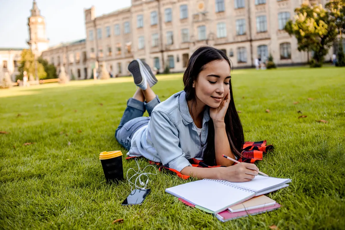 Calon Mahasiswa Wajib Tahu! BRImo Mudahkan Transaksi Kamu Selama Studi di UK!
